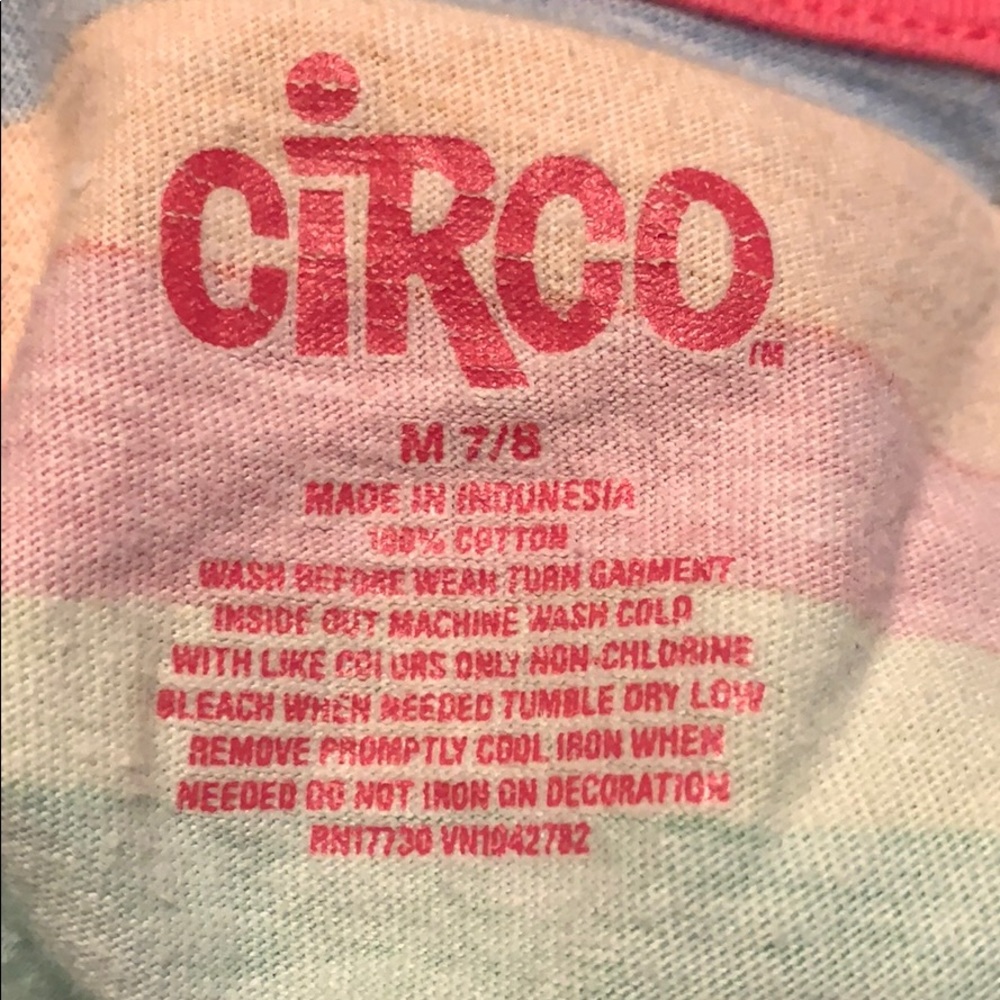 t-shirt - Picture 2 of 2